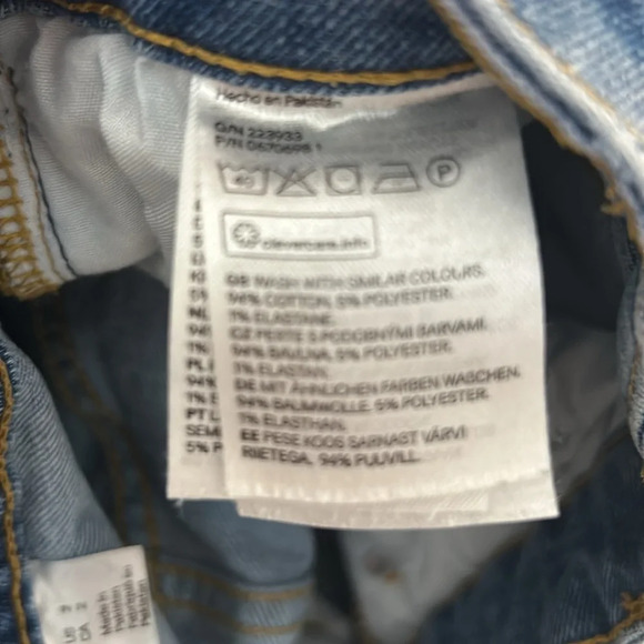 Divided high waist blue denim jeans size 2 H&M Straight leg frayed bottom - Picture 6 of 6